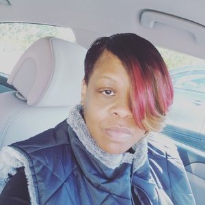 Meet your Posher, Ella